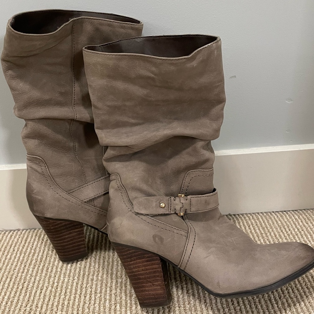 Mauve Aldo mid calf boots with heels size 8.5